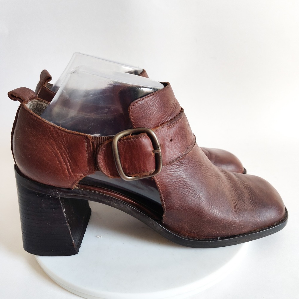 Nine West Y2k 90s Loafers Size 7.5 Block Heels Leather Chocolate Brown Buckle